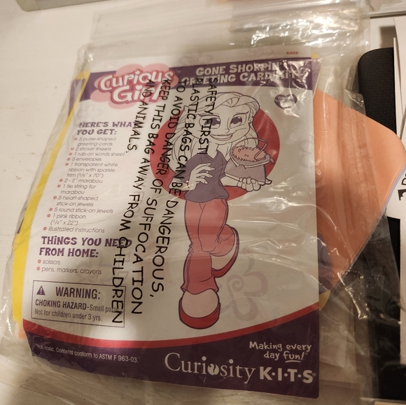 Scrapbooking vintage miscellaneous stickers, cut outs and borders. - Picture 3 of 6